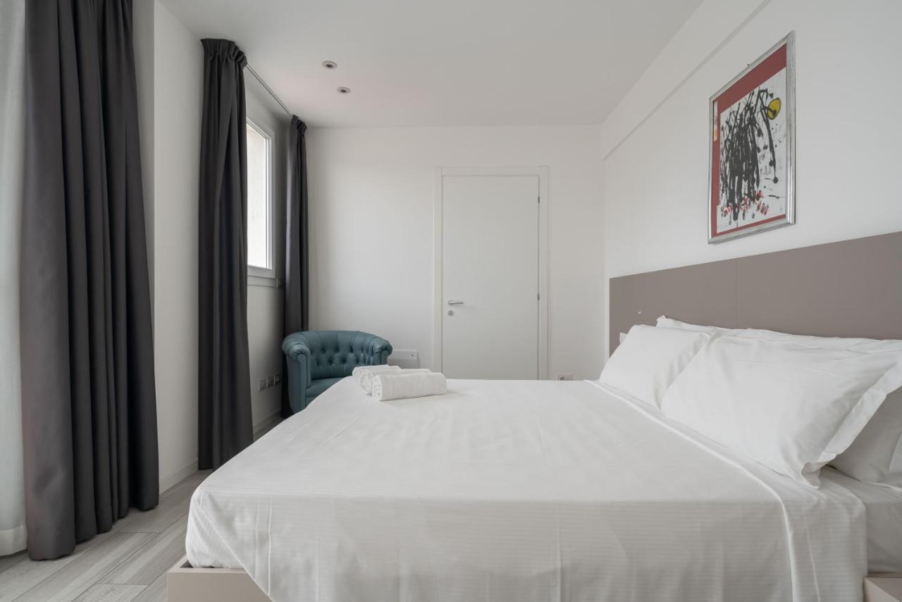 Hotel Boston 3 Stelle Superior Frontemare Лидо ди Йезоло Екстериор снимка